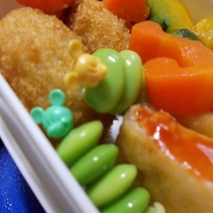 枝豆ちゃん❤
刺すだけでお弁当もかわいくなるし、子供も食べやすいいいですねε(*╹◡╹*)з
次回は何を刺そうかなぁ(✪ฺܫ✪ฺ)